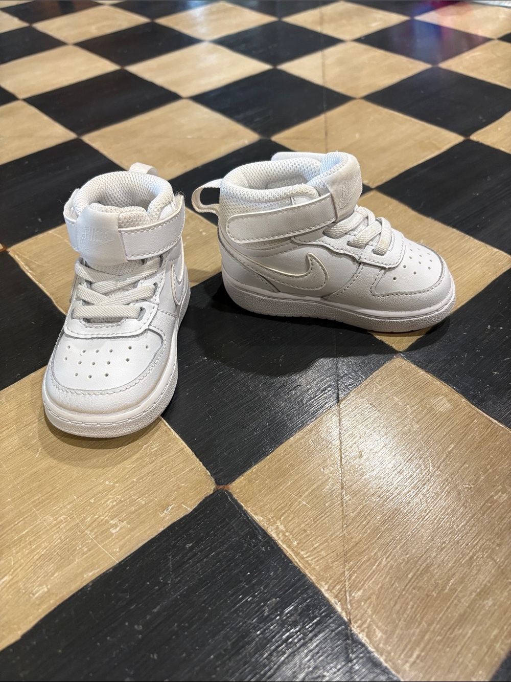 Nike TODDLER White High-Top Sneakers with Strap